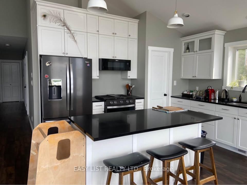 2345 Hwy 72 • Sioux Lookout, ON photo 5