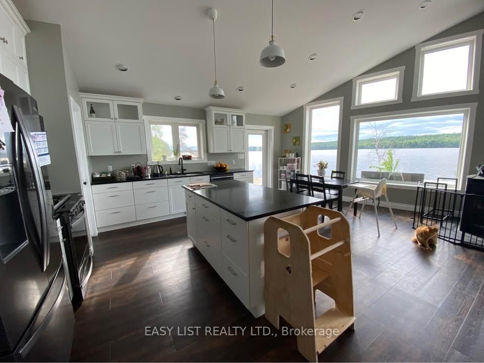 2345 Hwy 72 • Sioux Lookout, ON photo 6