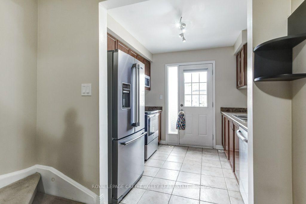 71 Garth Massey Drive • #66 • Cambridge, ON photo 11