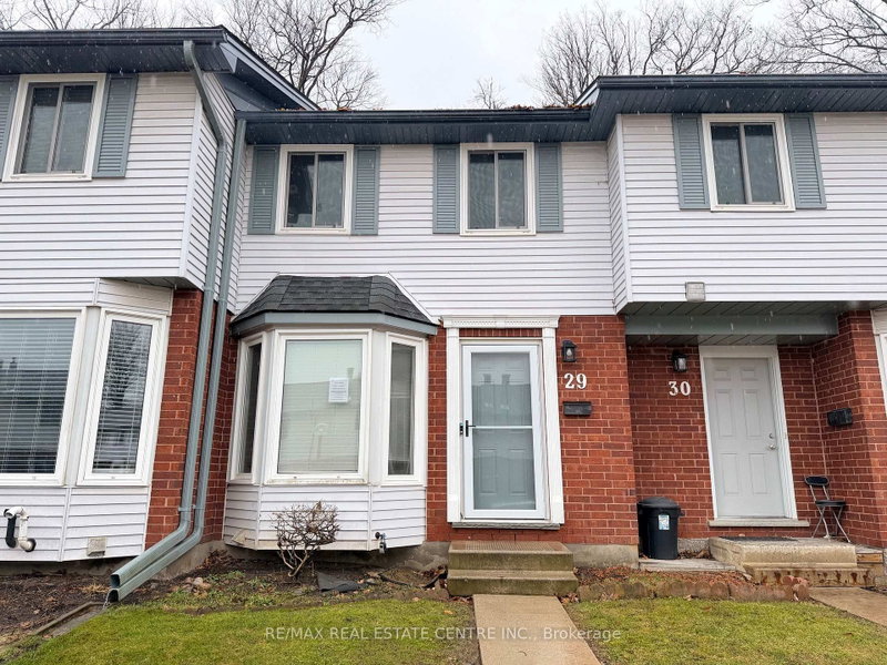 29 - 219 Kingswood Drive
