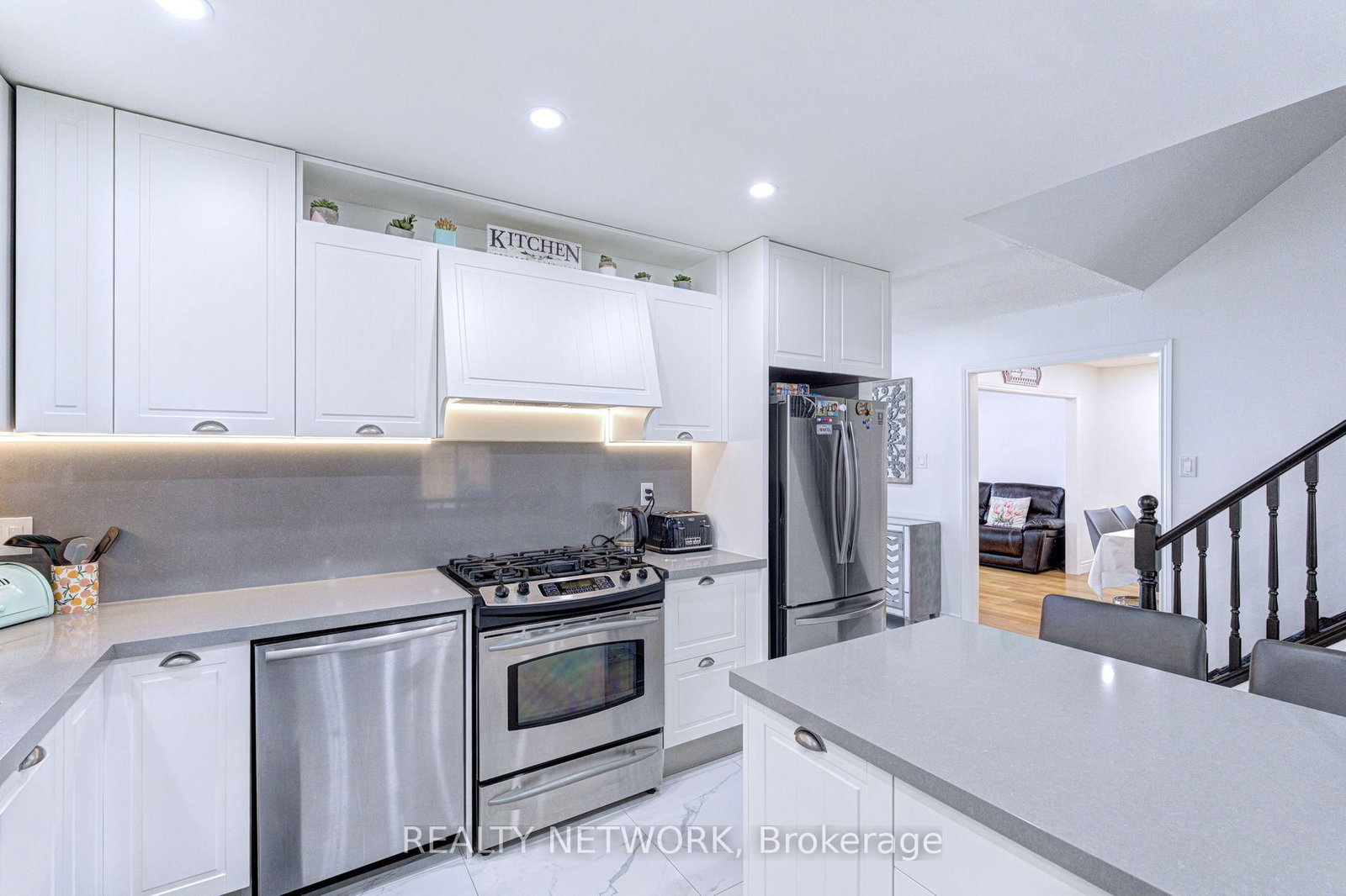 214 Merrilee Crescent • Hamilton, ON photo 16