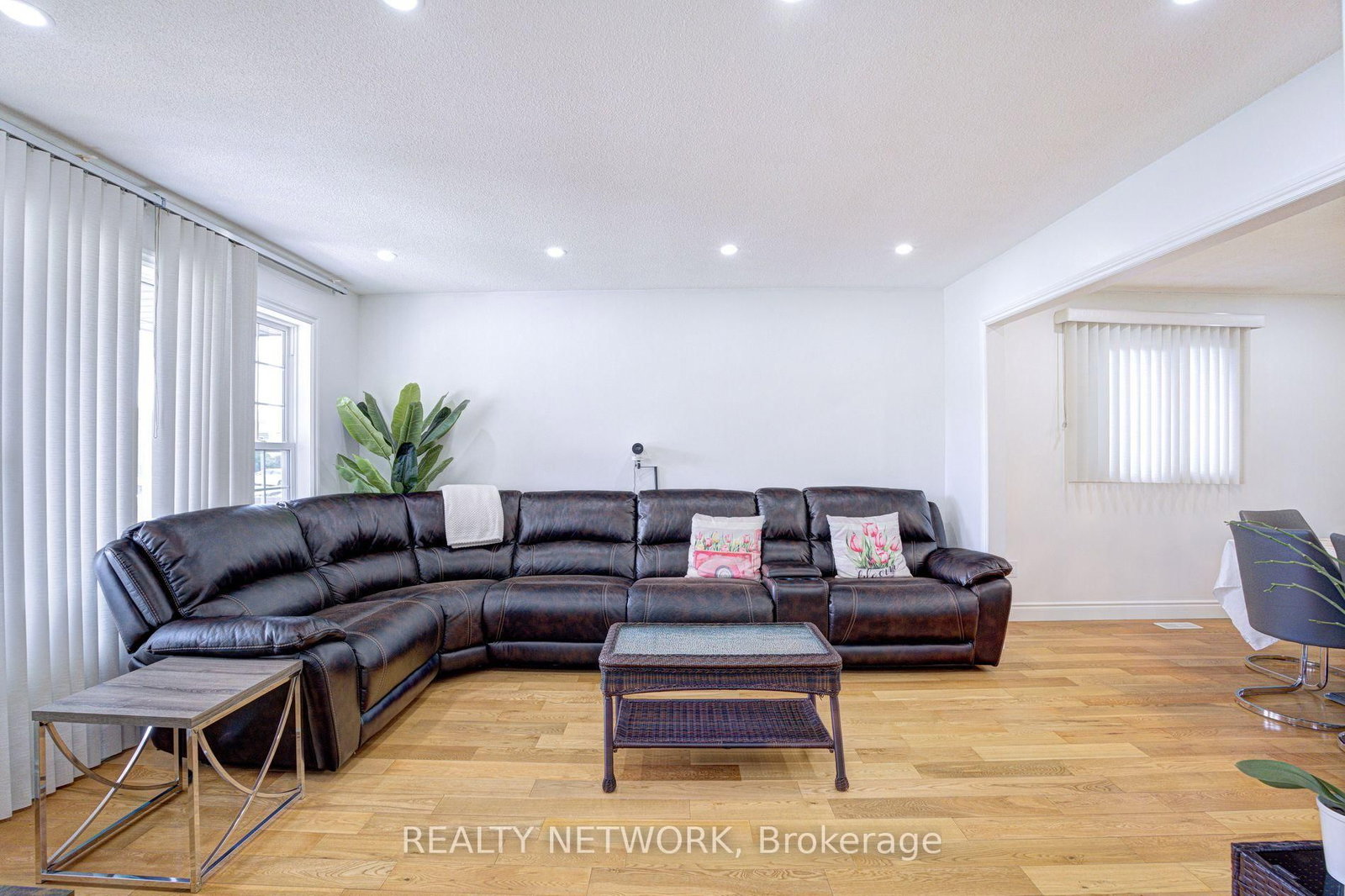 214 Merrilee Crescent • Hamilton, ON photo 9
