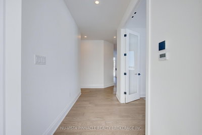 2693 HEARDCREEK Trail • London North, ON photo 5