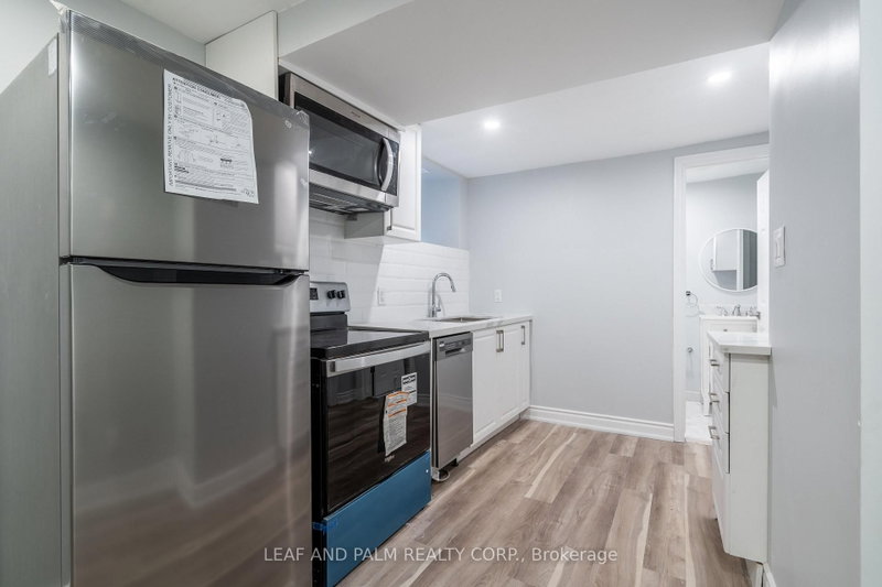 home for lease on 3-4233 Huron Street