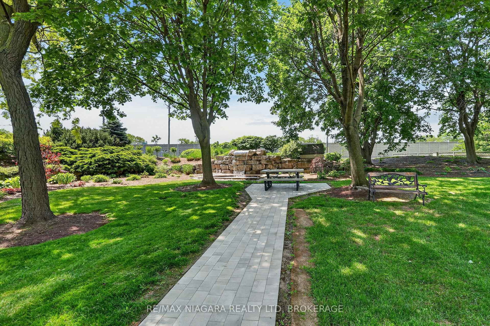 Listing Image 46