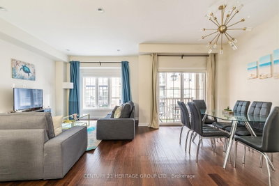 38 Southshore Crescent — photo 6