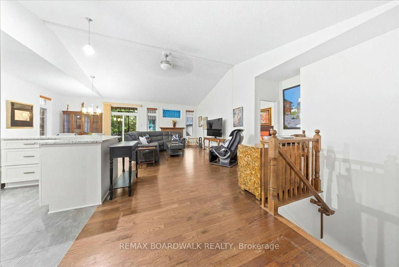 116 Passageway Private