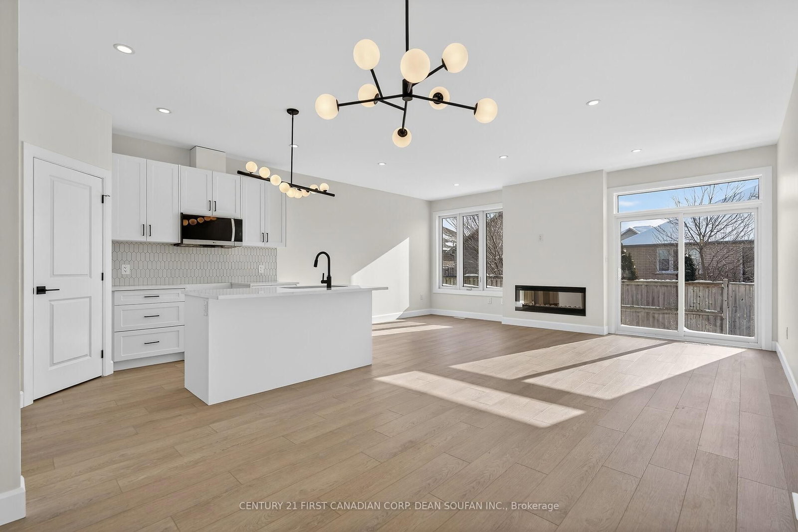 875 Catalpa Square, London North — photo 8