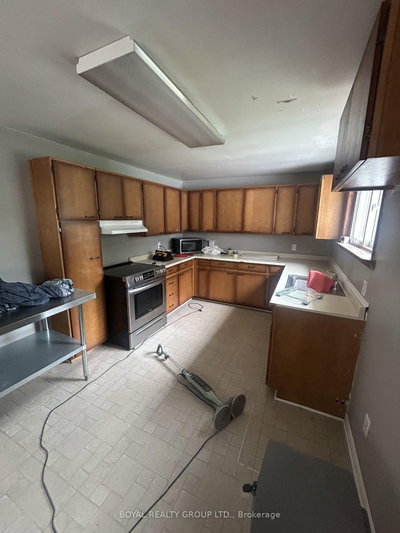 321 Cameron Street — photo 5