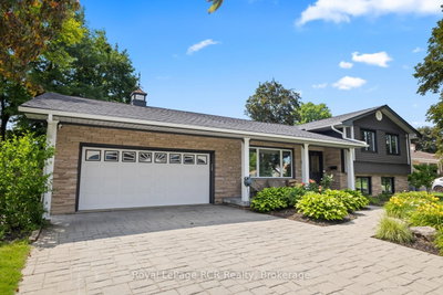 224 4th Avenue • Hanover, ON photo 4