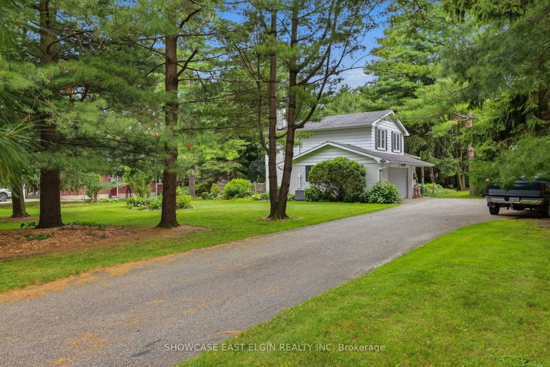 10 Pierce Street, Aylmer