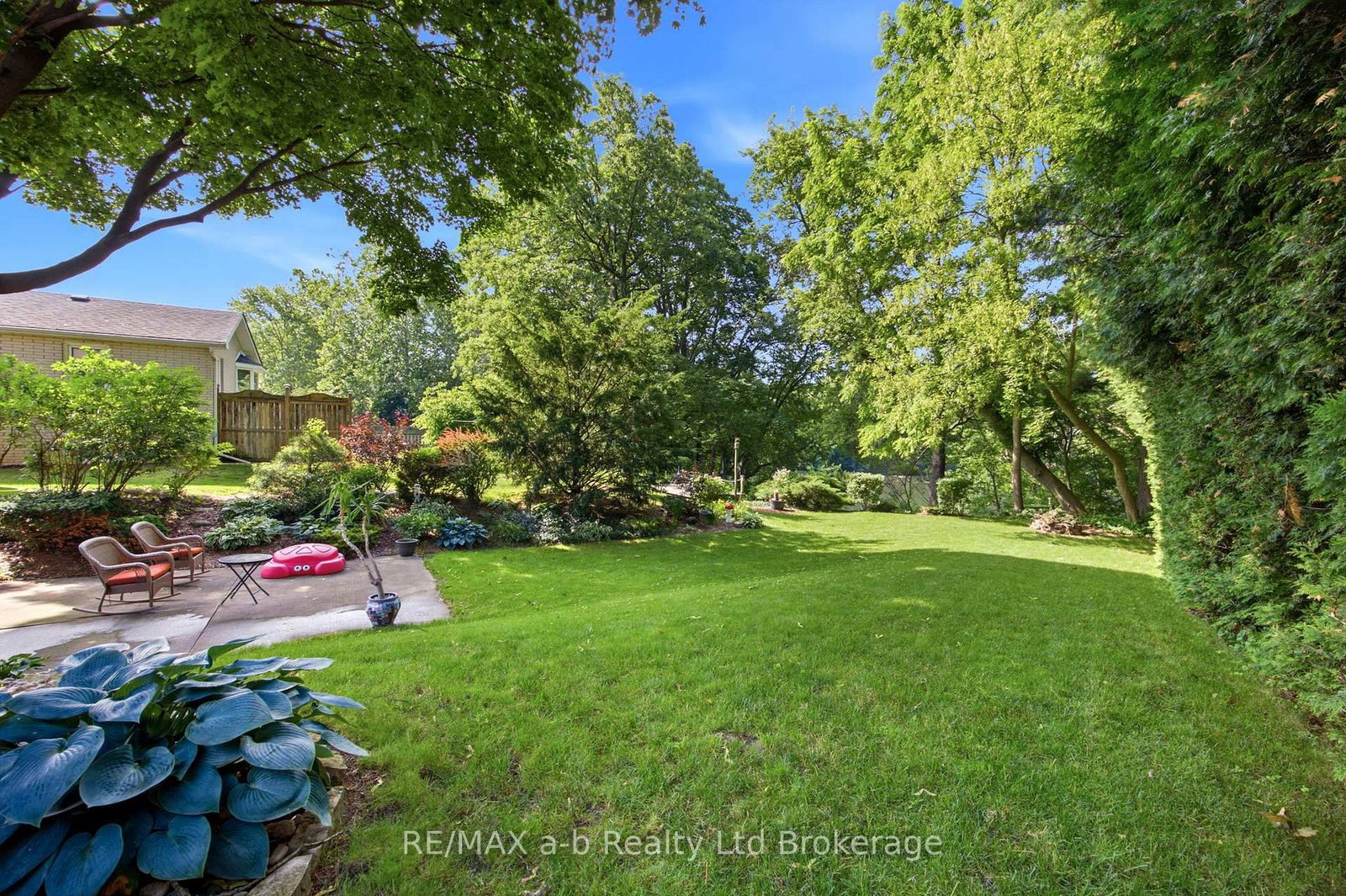 88 Hillside Avenue • Norfolk, ON photo 16