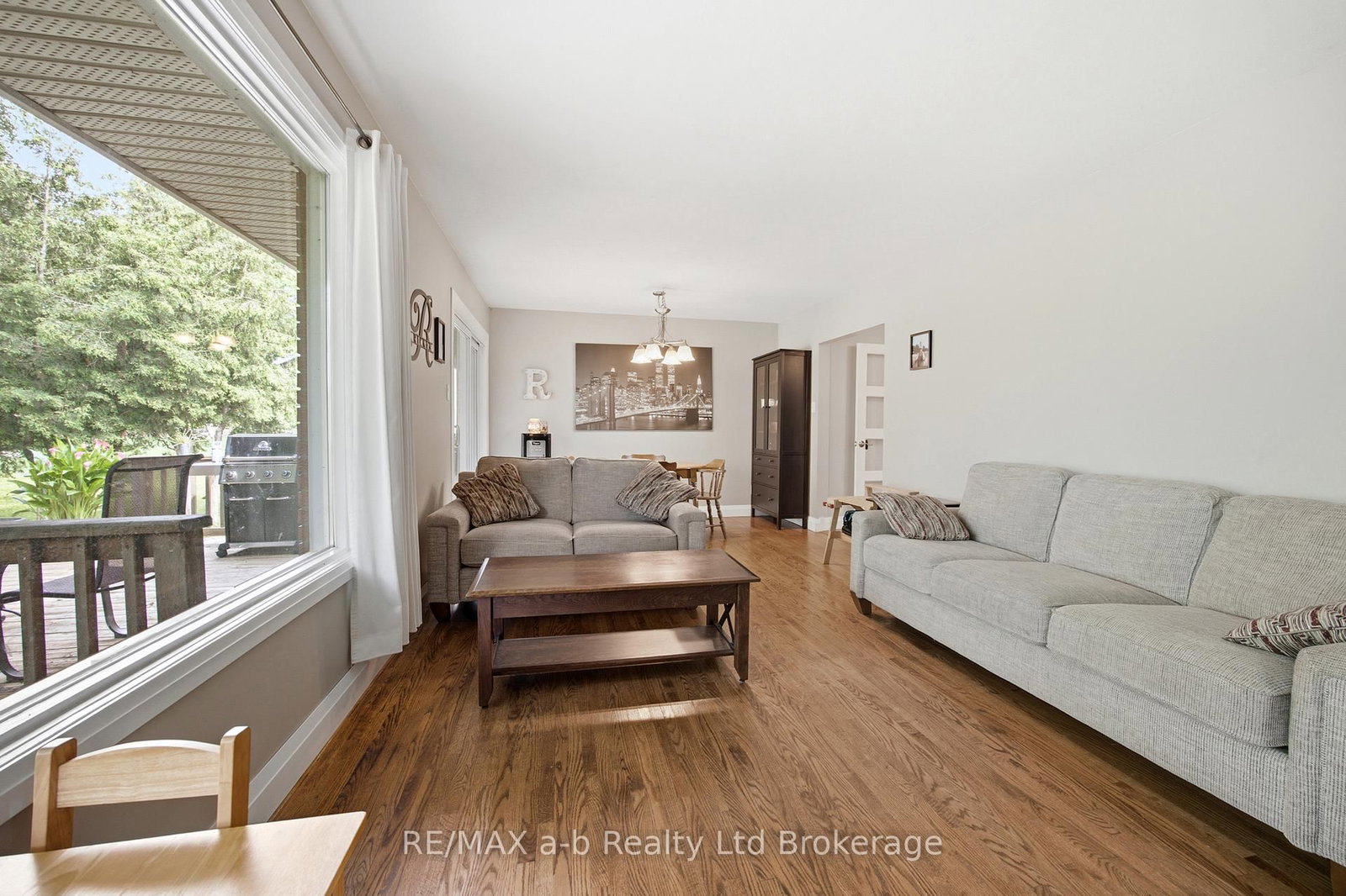 88 Hillside Avenue • Norfolk, ON photo 20