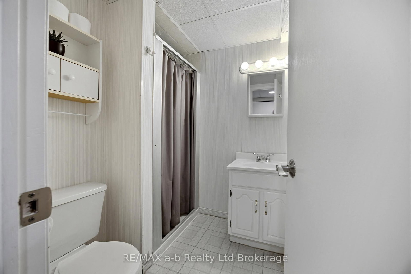 88 Hillside Avenue • Norfolk, ON photo 32