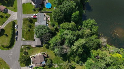 88 Hillside Avenue • Norfolk, ON photo 8