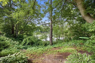 88 Hillside Avenue • Norfolk, ON photo 9