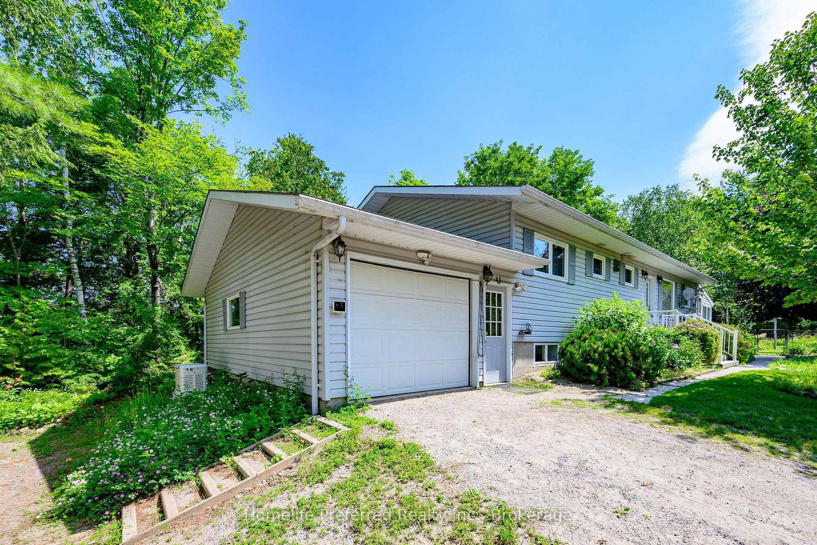 469 SKENE Road • Hastings, ON photo 4