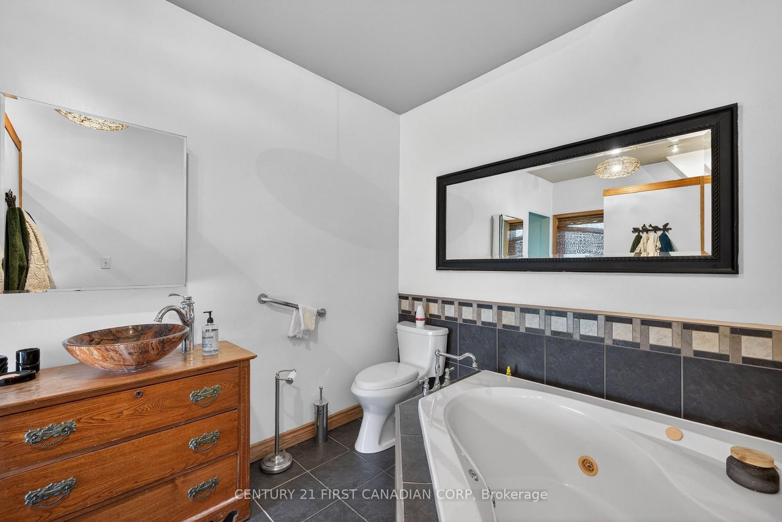 73309 Bluewater Highway • Bluewater, ON photo 18
