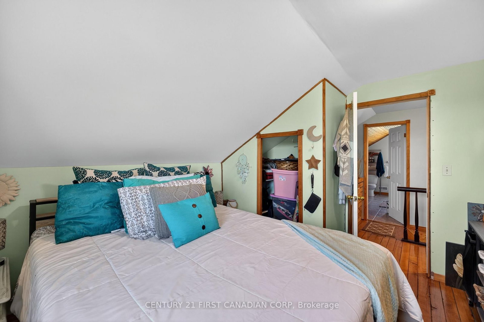 73309 Bluewater Highway • Bluewater, ON photo 24