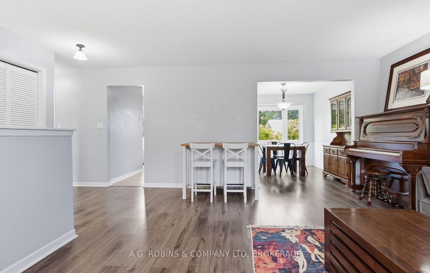 46 Dundonald Street • St. Catharines, ON photo 12