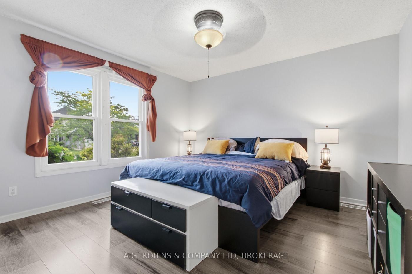 46 Dundonald Street • St. Catharines, ON photo 17