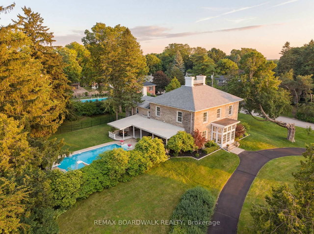 55 Cochrane Drive