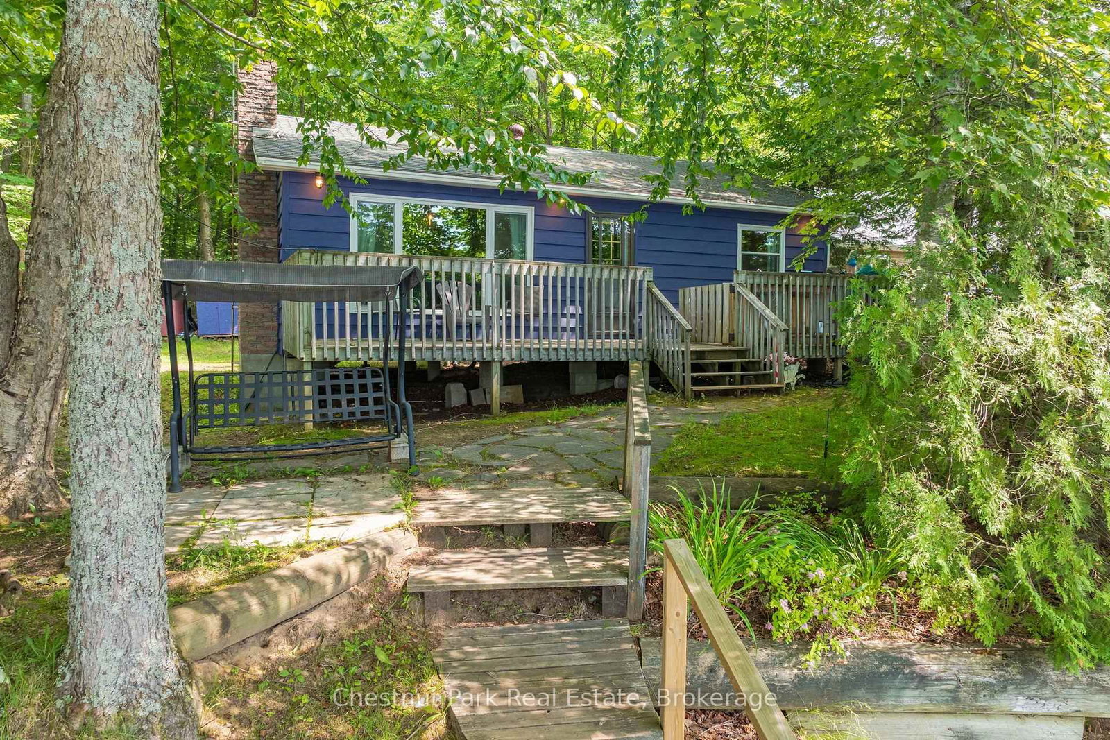 412 Sherwood Drive • Perry, ON photo 8
