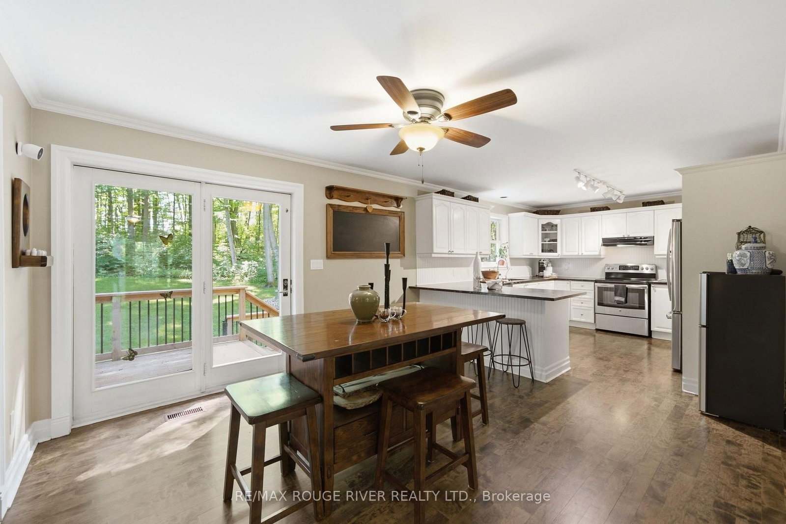 2774 Les Davey Road • Hamilton Township, ON photo 14