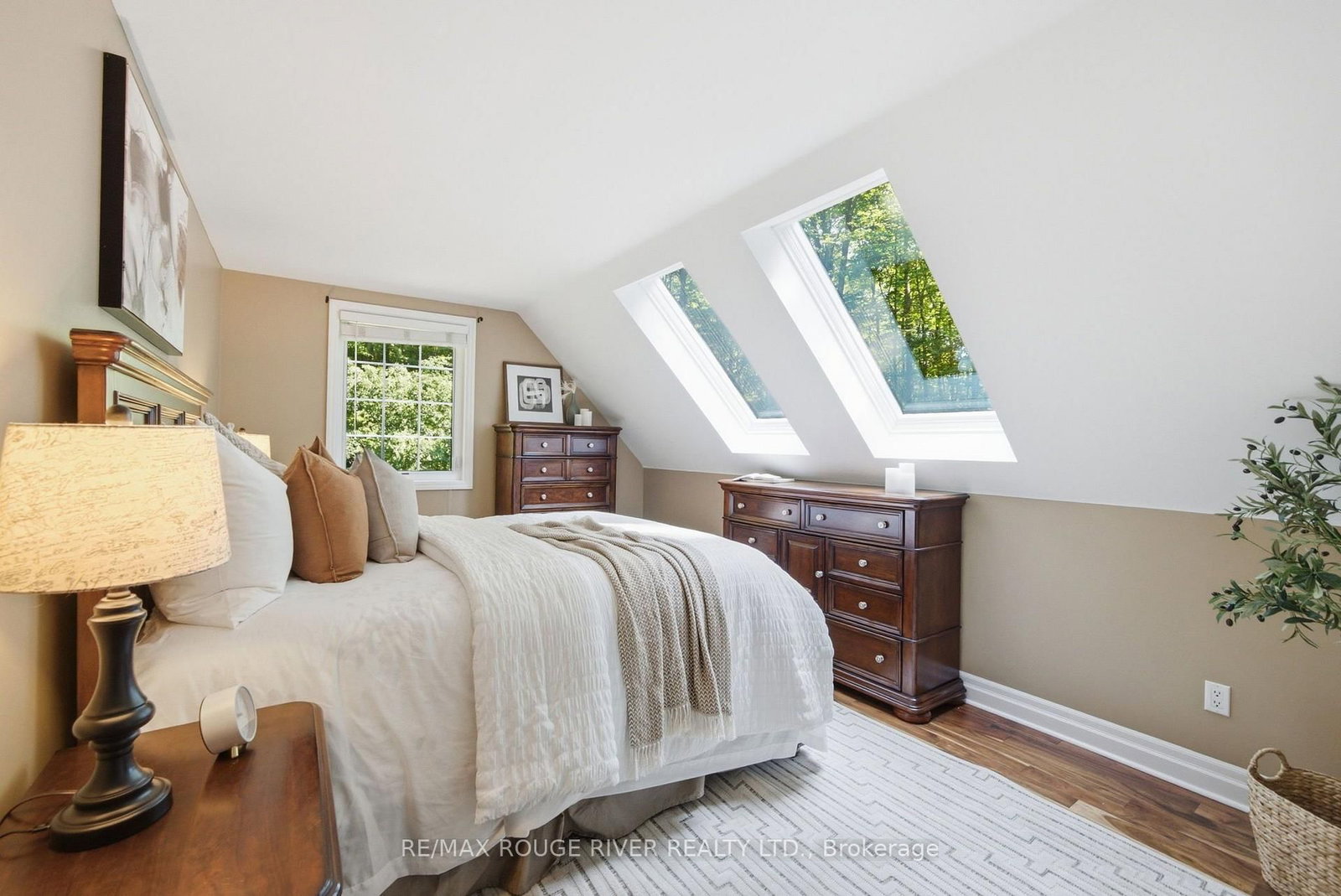 2774 Les Davey Road • Hamilton Township, ON photo 20