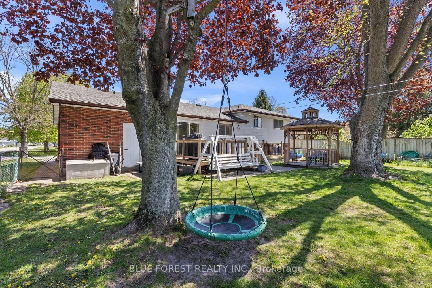 16 Dell Drive • Strathroy-Caradoc, ON photo 39