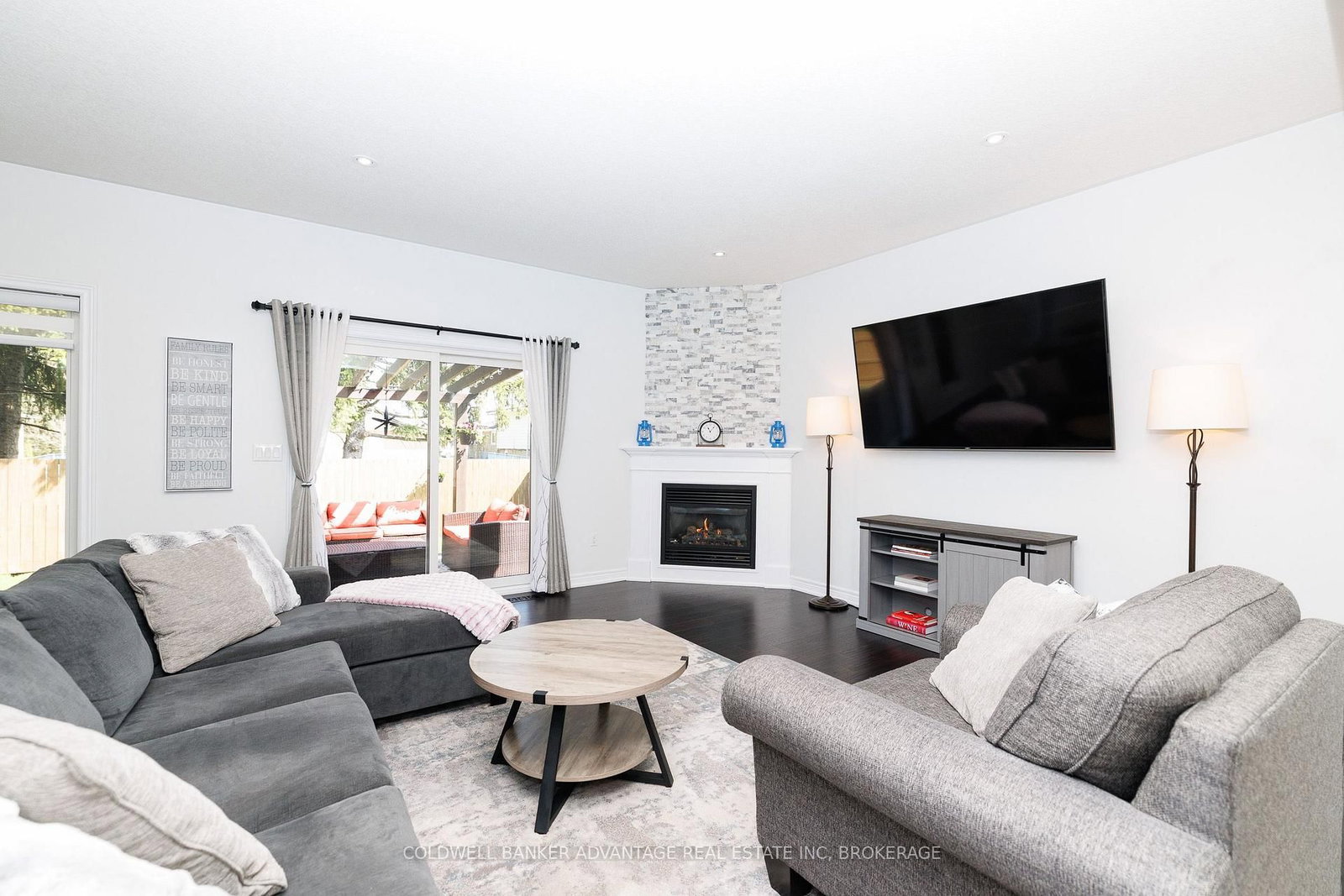 395 Michael Drive • Welland, ON photo 10