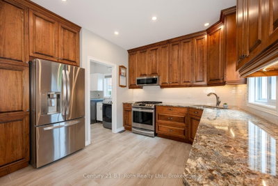 58 Meredith Drive — photo 2