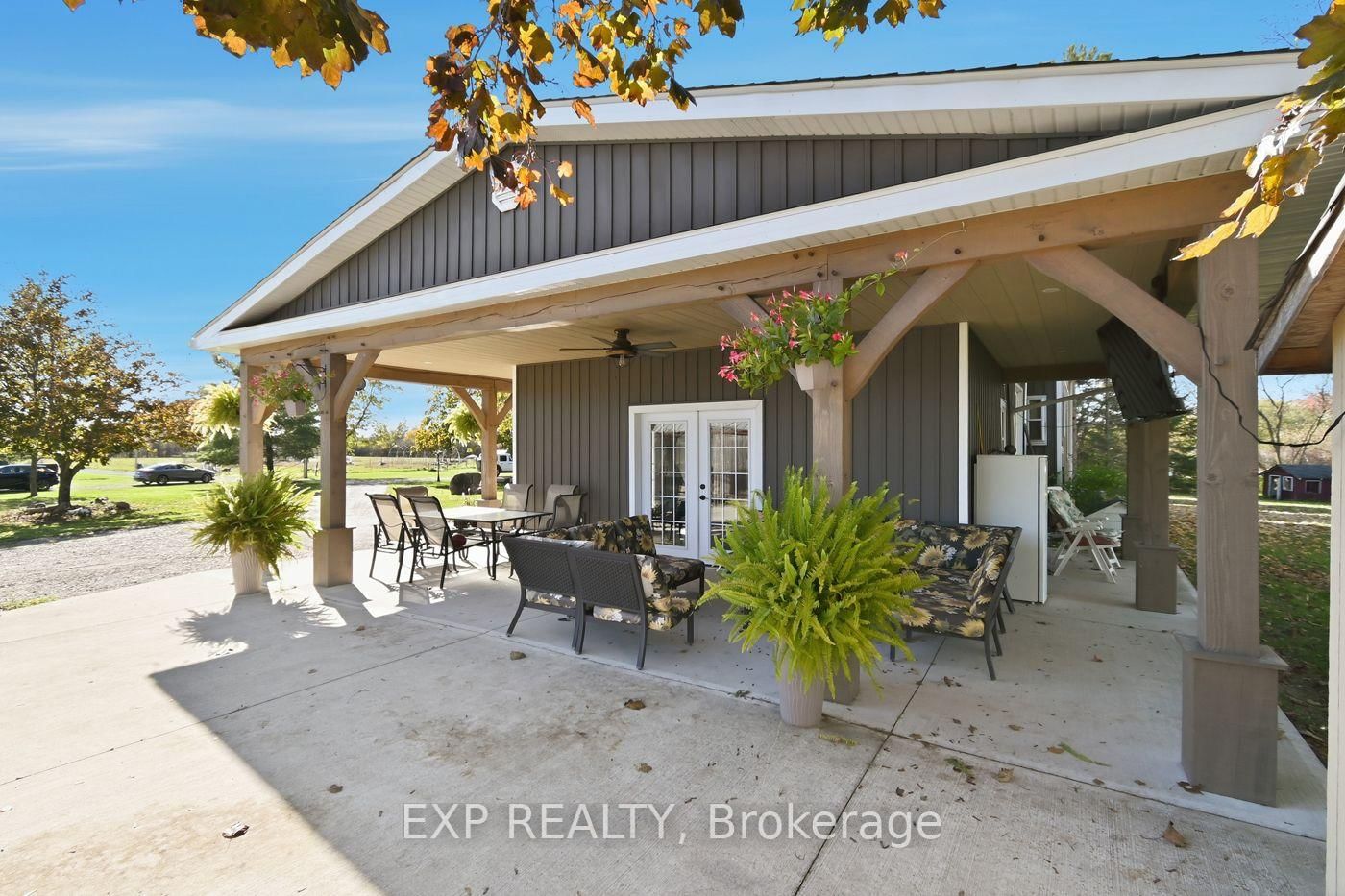 9043 Ridge Road • Niagara Falls, ON photo 34