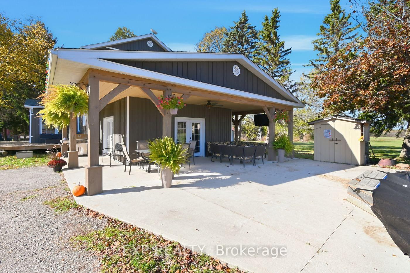 9043 Ridge Road • Niagara Falls, ON photo 35