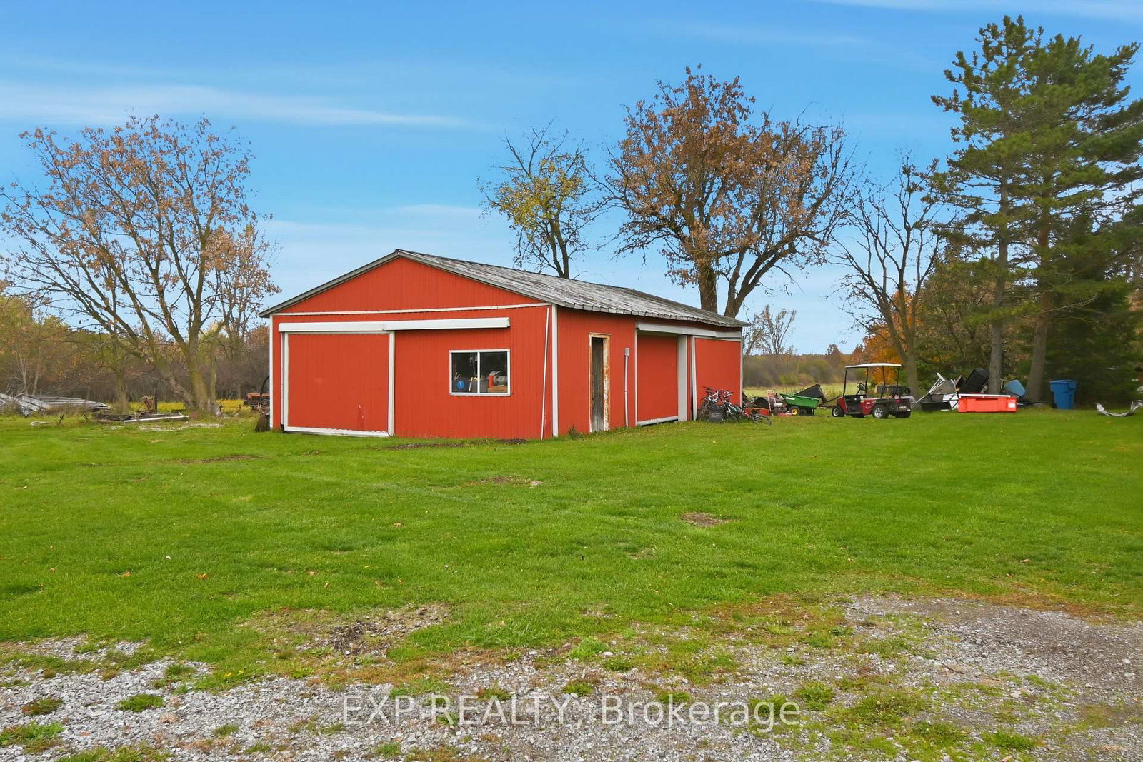 9043 Ridge Road • Niagara Falls, ON photo 36