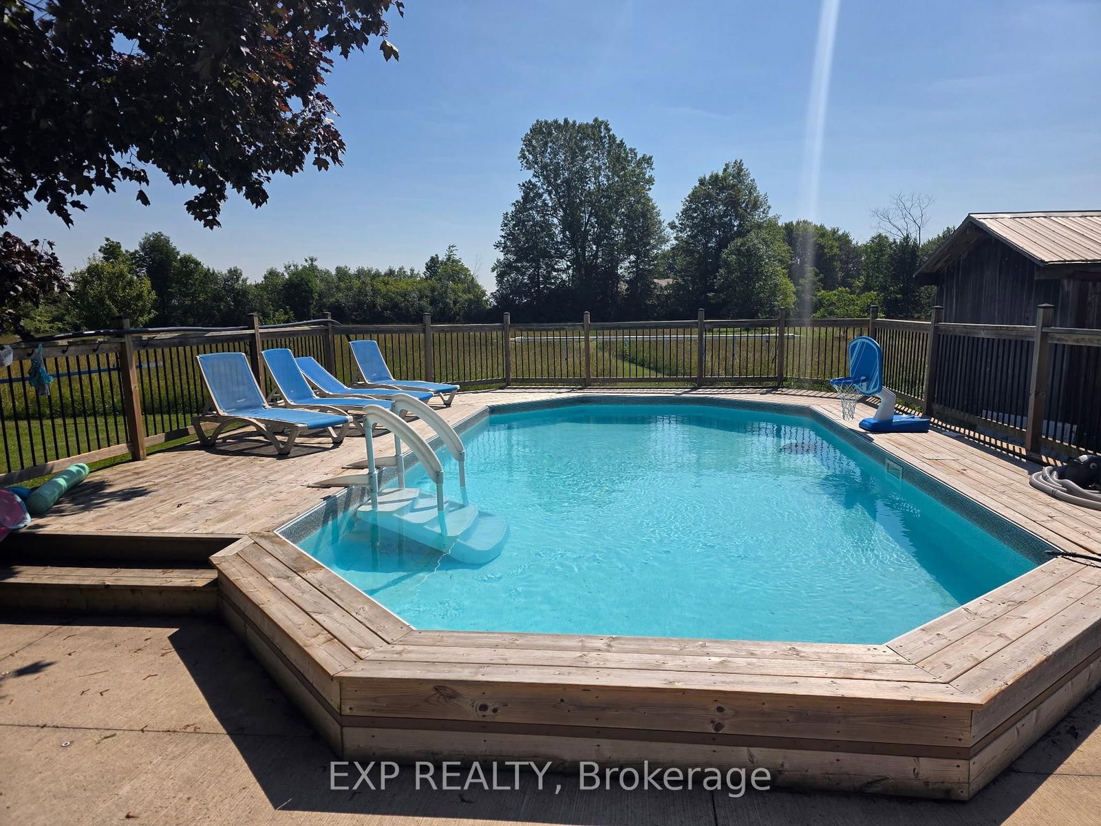 9043 Ridge Road • Niagara Falls, ON photo 38