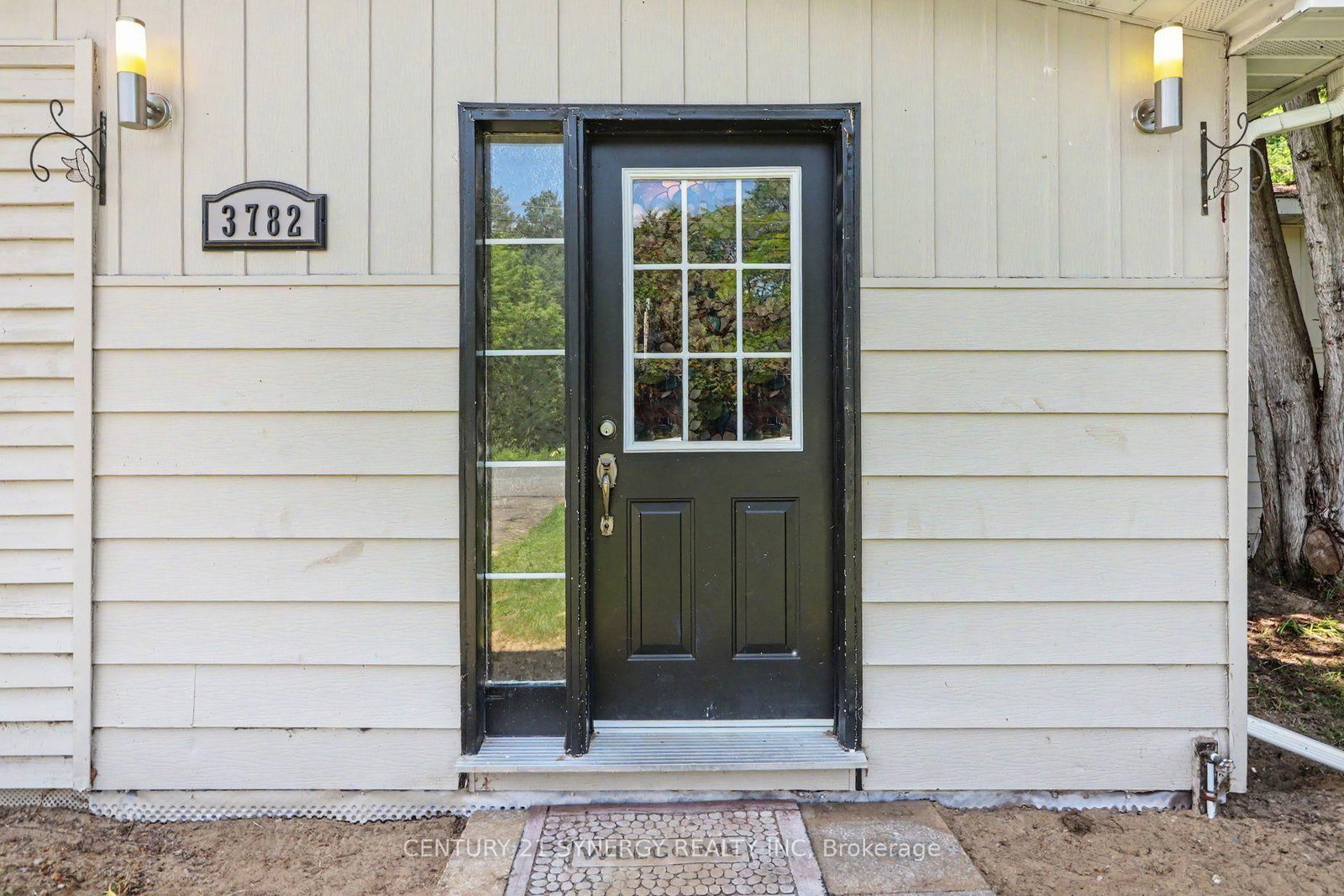 3782 Indian Creek Road • Clarence-Rockland, ON photo 3