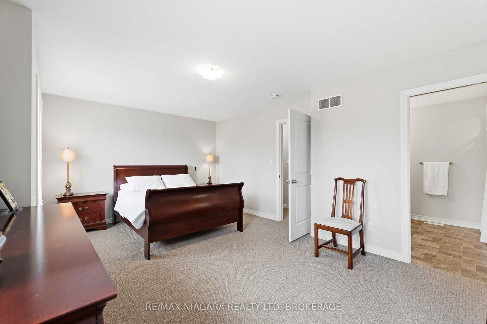 23B Bloomfield Avenue • St. Catharines, ON photo 21