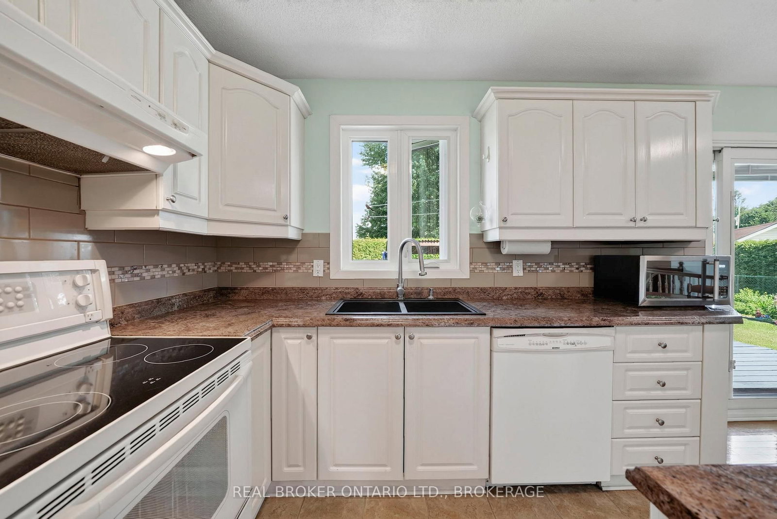 11 Albert Street • Casselman, ON photo 11