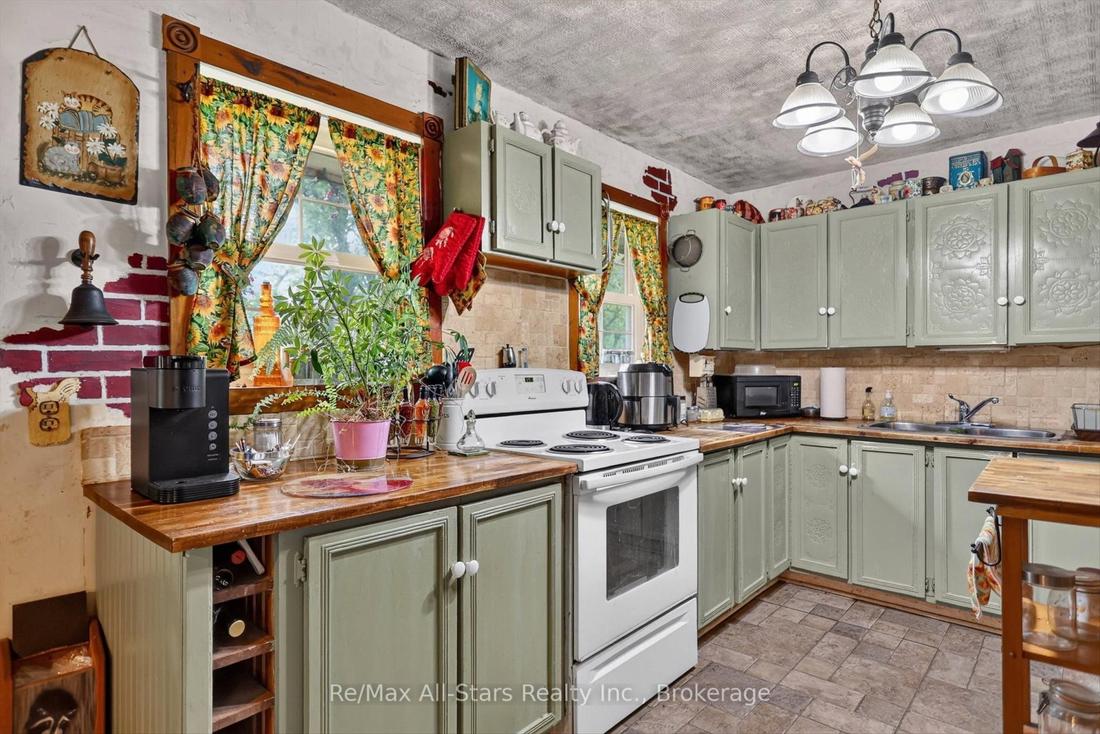 4786 Regional Road 57 • Kawartha Lakes, ON photo 8