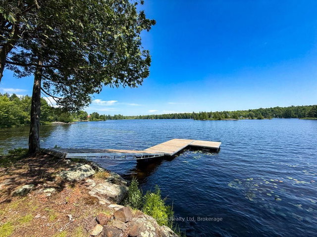 473 North Meadowcove Road