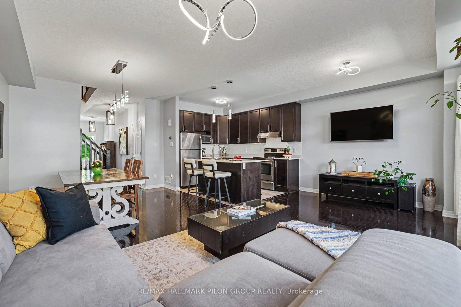 673 Spring Valley Drive • Orleans, ON photo 8
