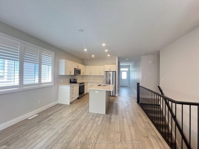38 Compass Trail