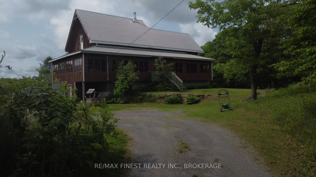1146 Fourth Lake Road