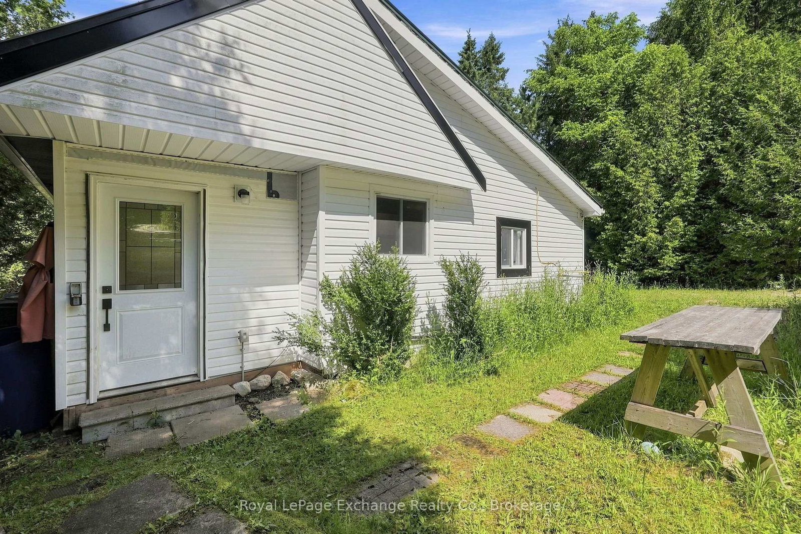 495144 Traverston Road • West Grey, ON photo 10