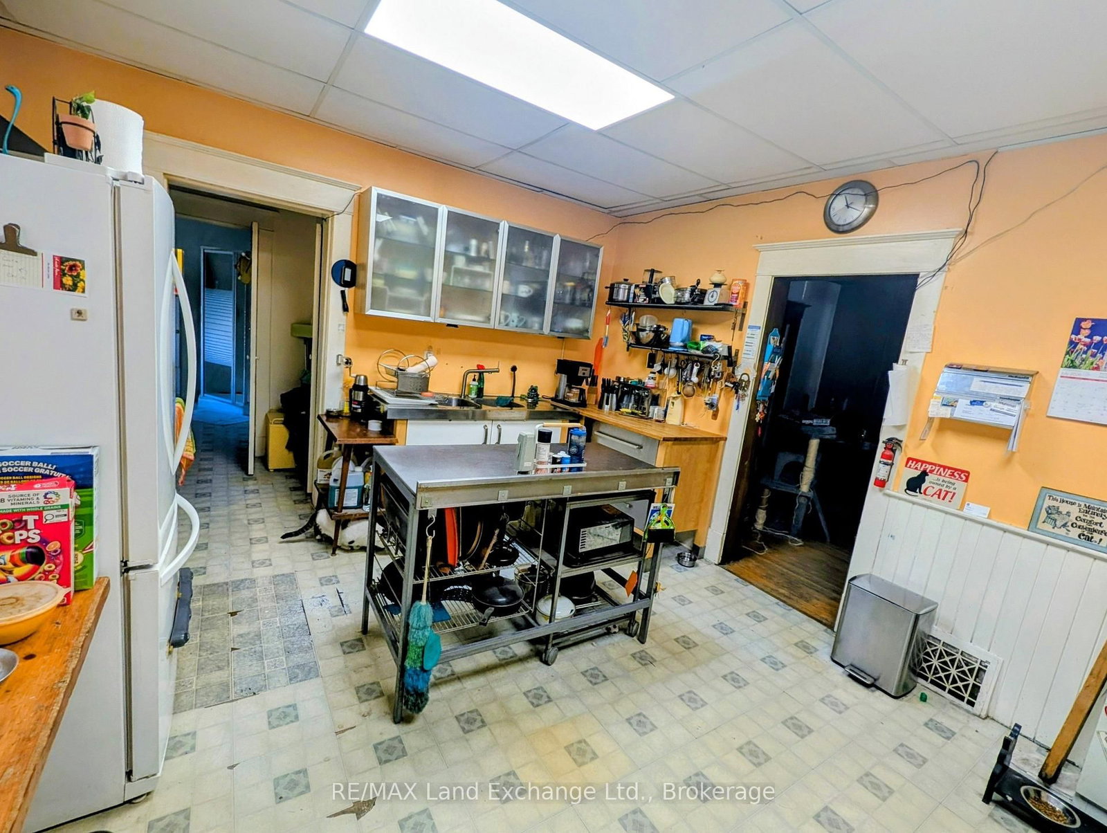 570 10th Street • Hanover, ON photo 22