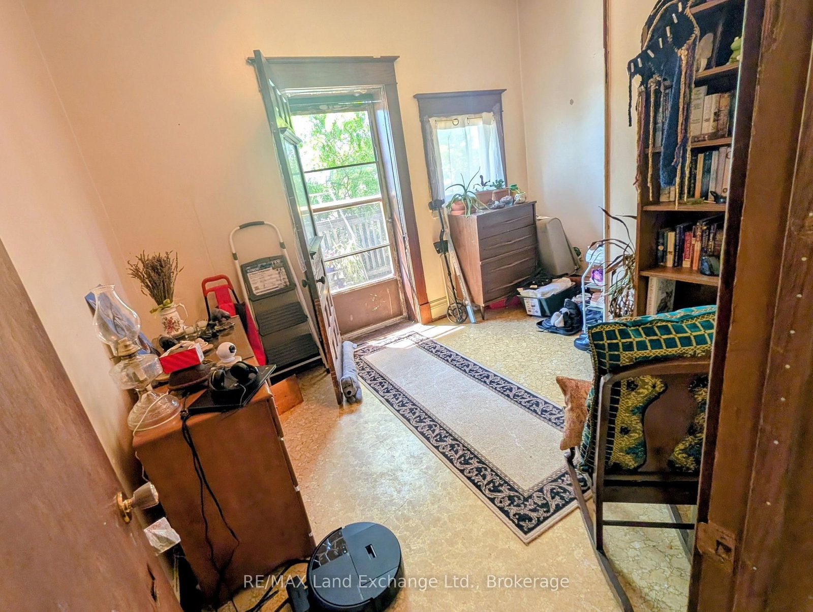 570 10th Street • Hanover, ON photo 33