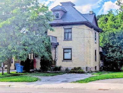 570 10th Street • Hanover, ON photo 5