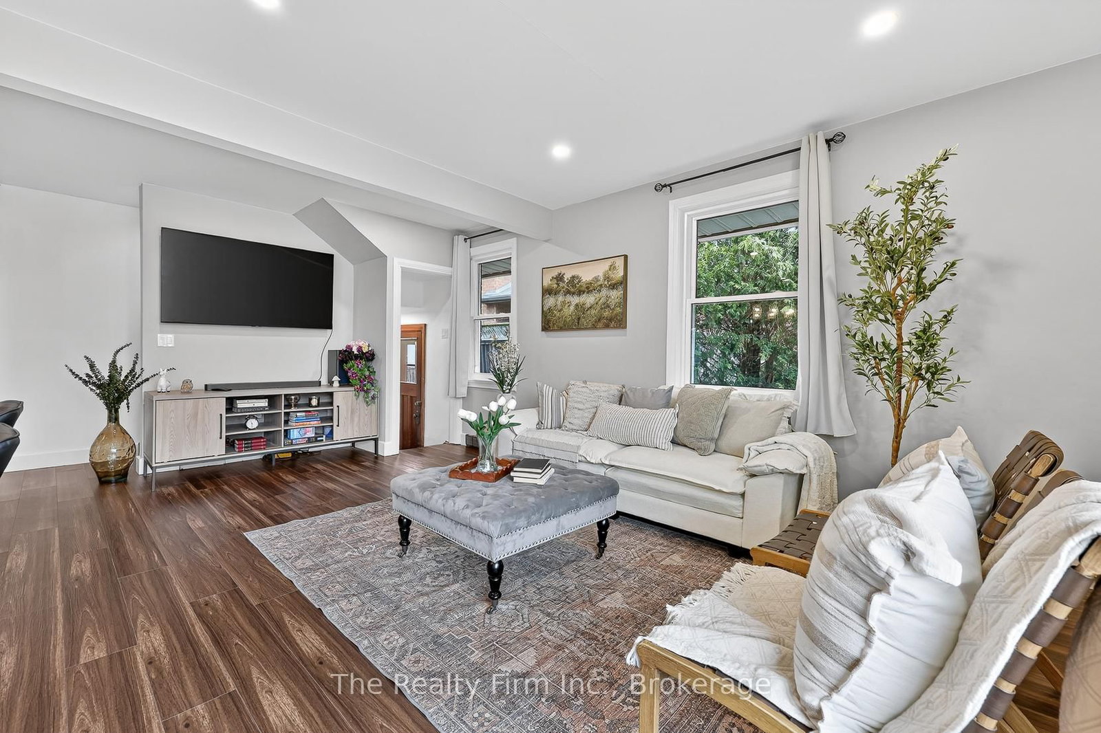 105 E King Street • Ingersoll, ON photo 5