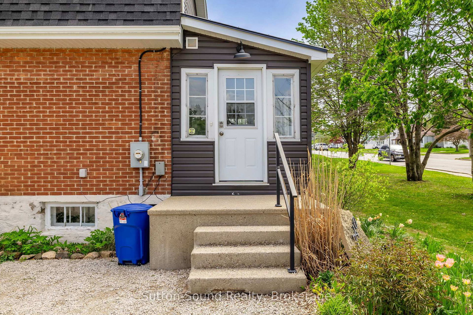 740 E 6th Street • Owen Sound, ON photo 4
